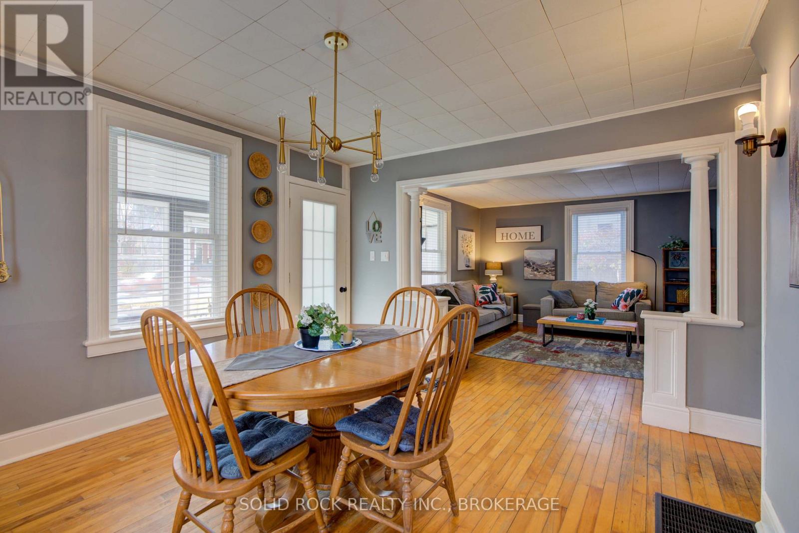 204 King Street W, Gananoque, Ontario  K7G 2G6 - Photo 9 - X12600428