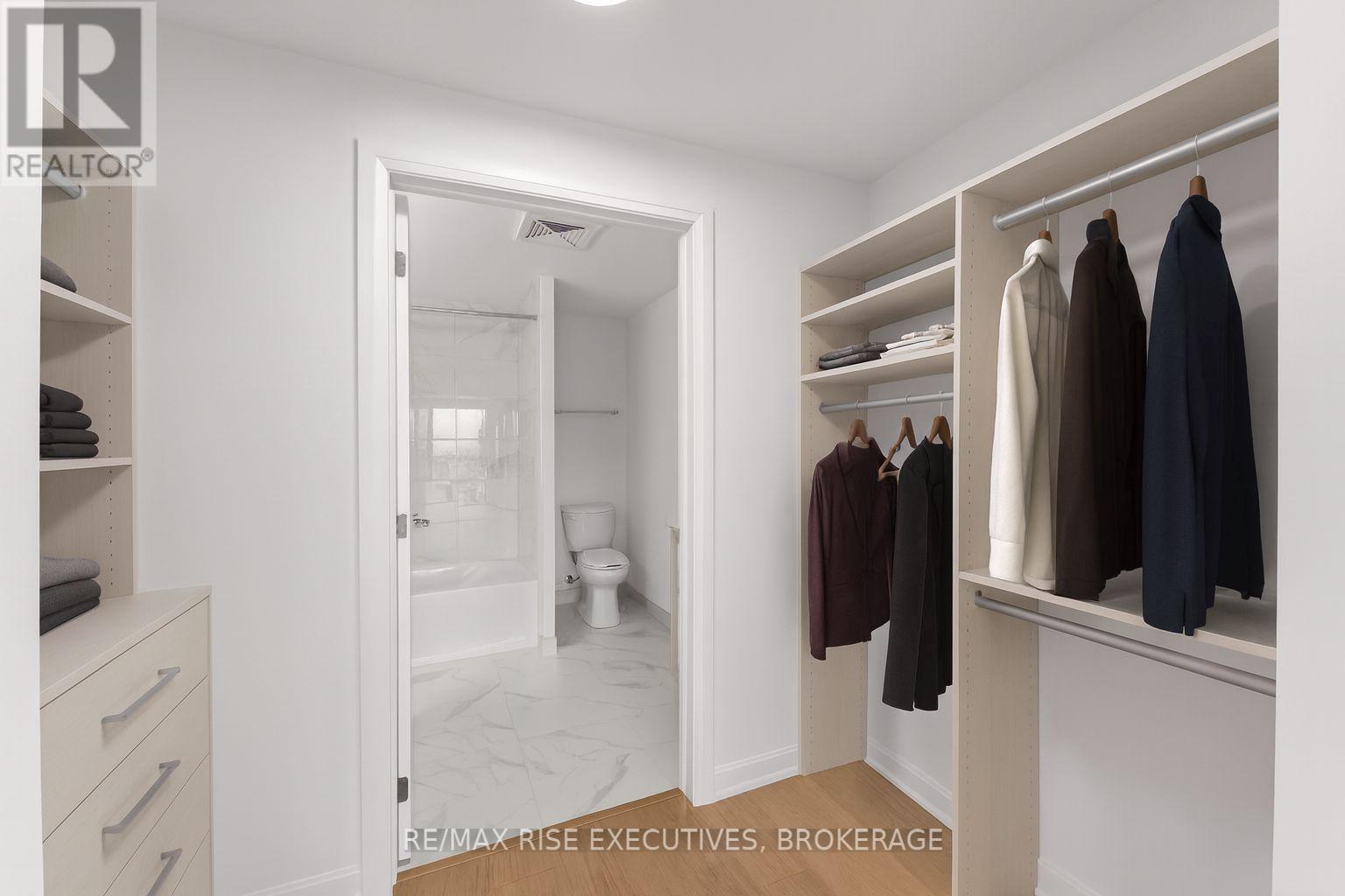 702 - 223 Princess Street, Kingston (East Of Sir John A. Blvd), Ontario  K7L 1B3 - Photo 14 - X12600450