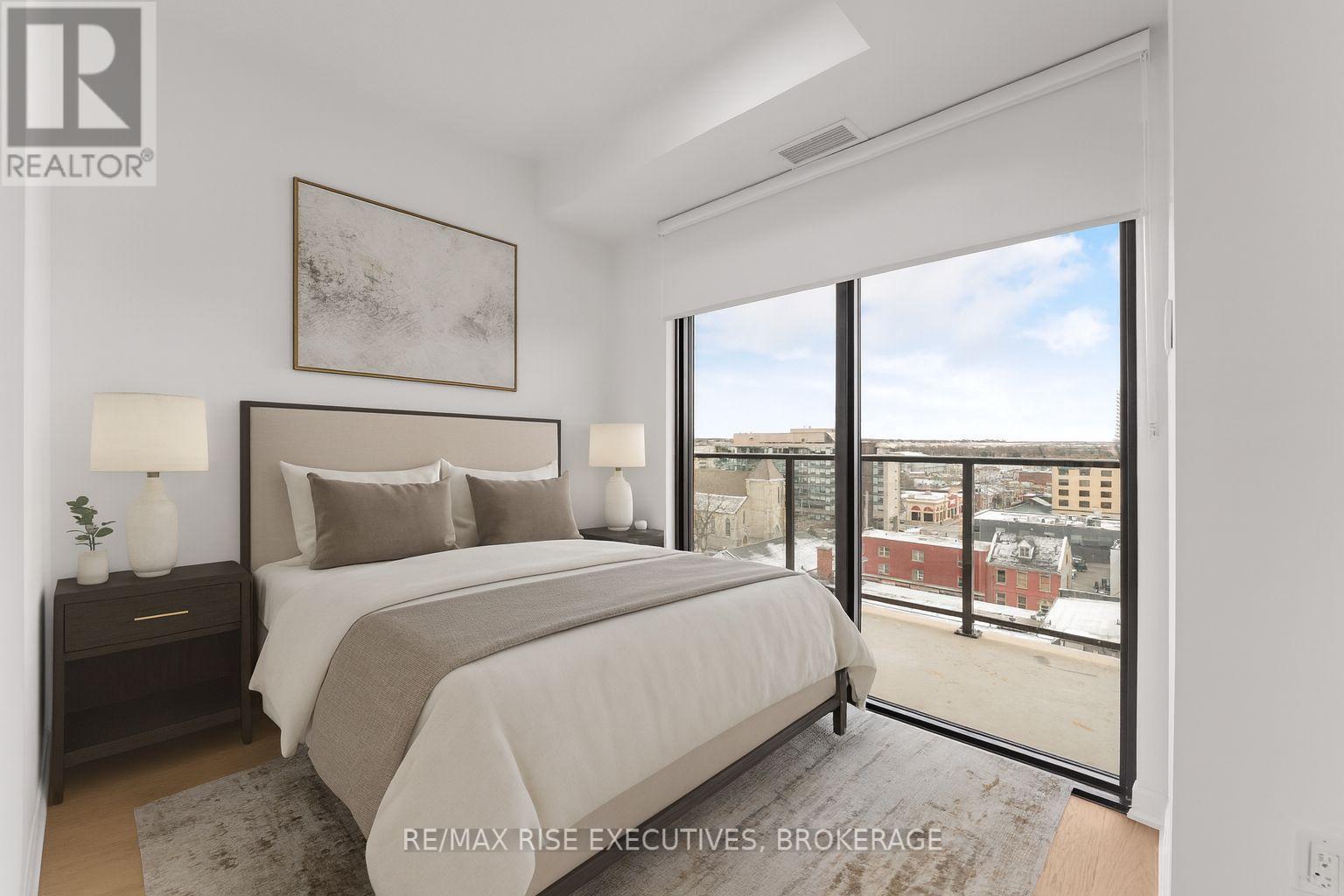 702 - 223 Princess Street, Kingston (East Of Sir John A. Blvd), Ontario  K7L 1B3 - Photo 16 - X12600450