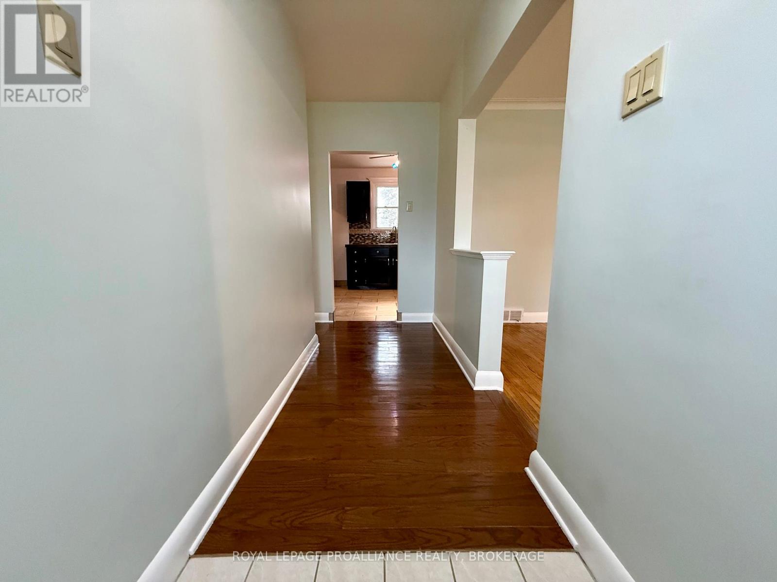 725 Front Road, Kingston, Ontario  K7M 5R6 - Photo 3 - X12600460