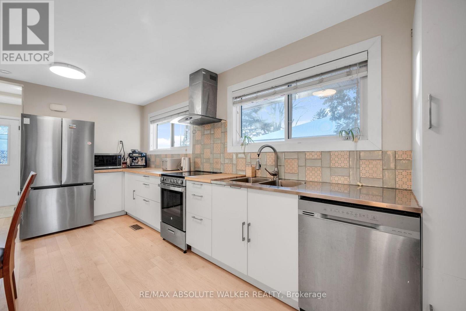 1343 Highgate Road, Ottawa, Ontario  K2C 2Y5 - Photo 10 - X12600418