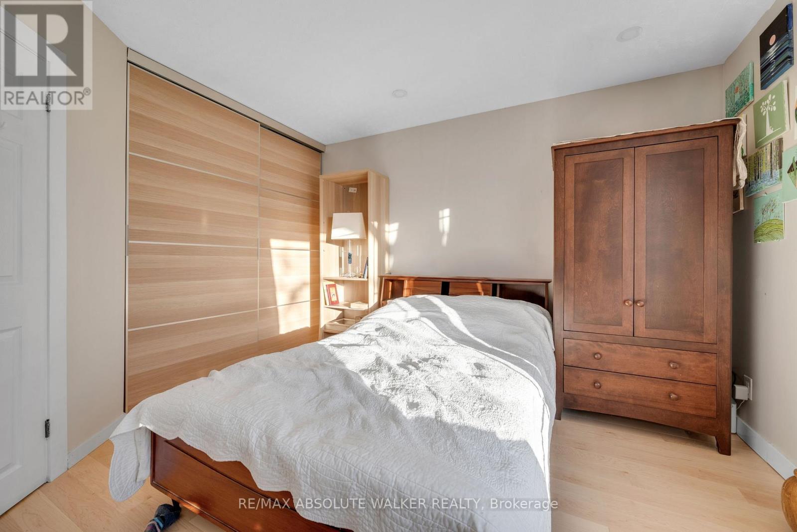 1343 Highgate Road, Ottawa, Ontario  K2C 2Y5 - Photo 13 - X12600418