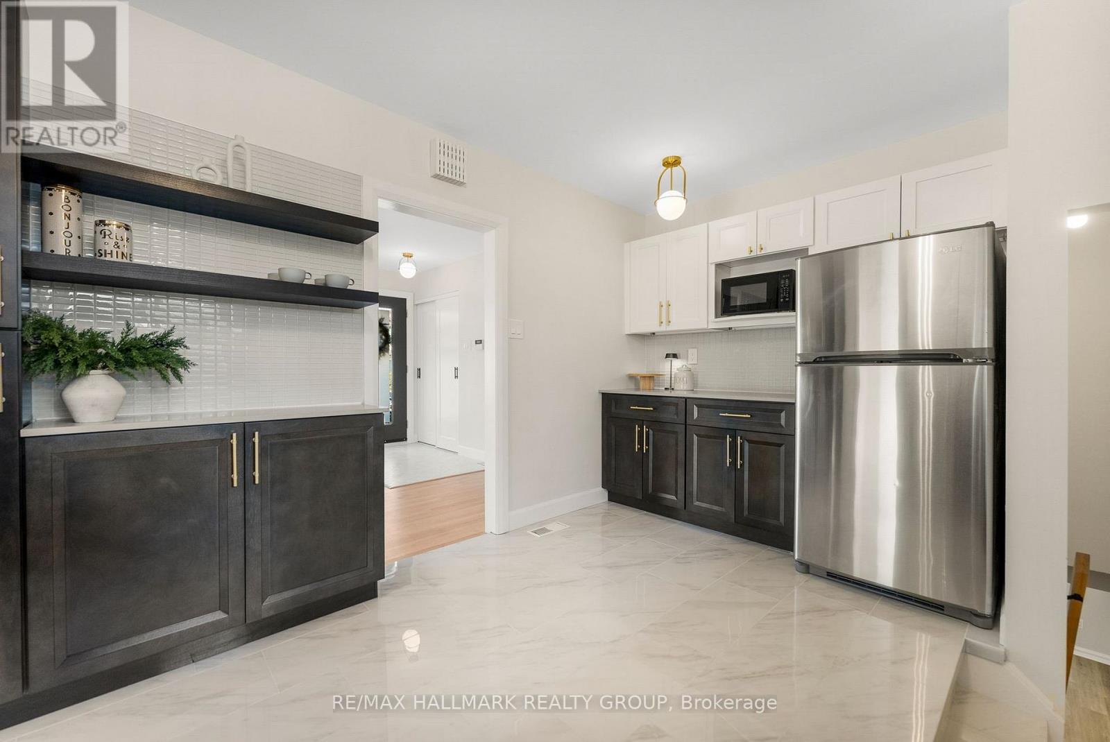 942 Elsett Drive, Ottawa, Ontario  K1G 2S9 - Photo 15 - X12600446