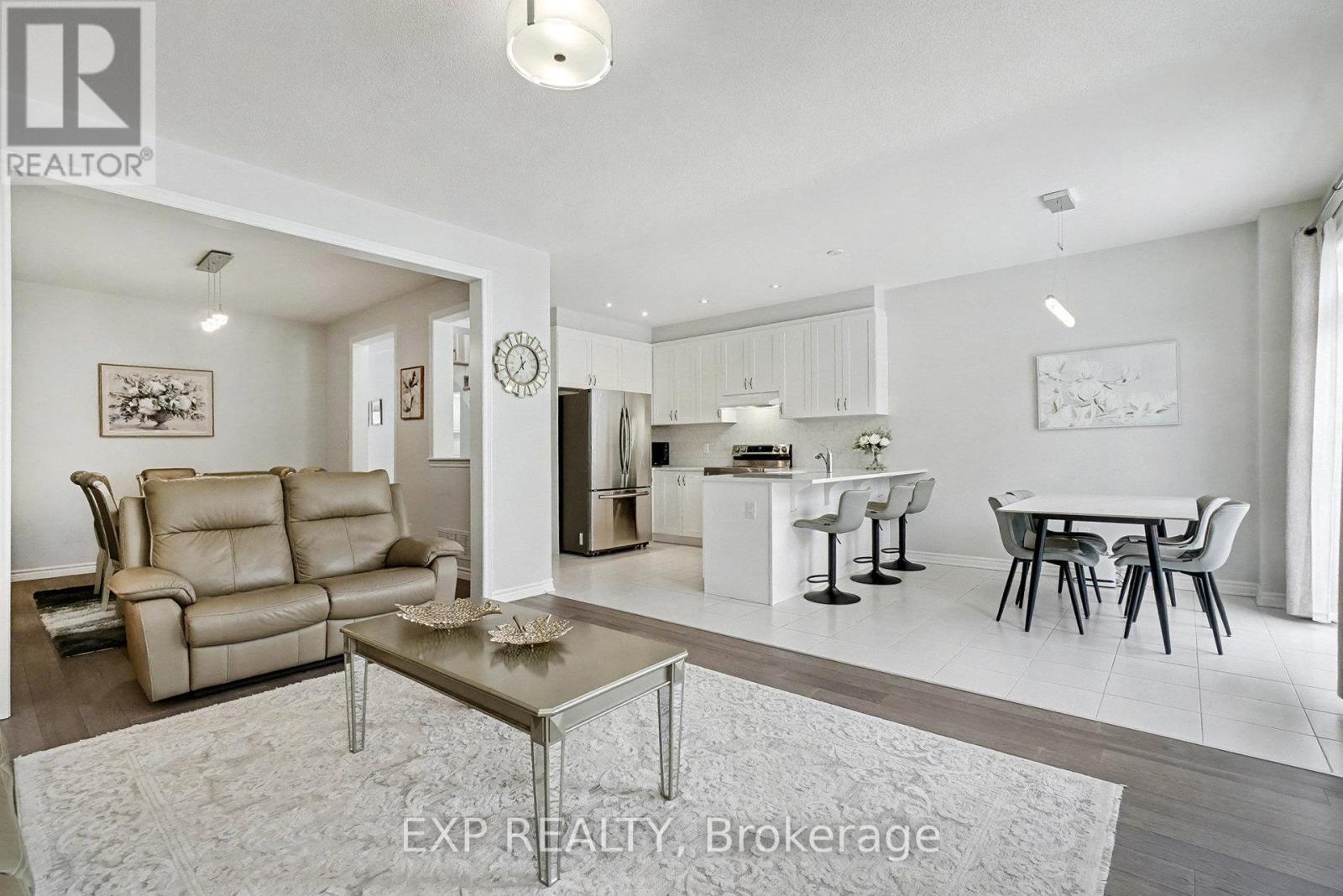 681 Broad Cove Crescent, Ottawa, Ontario  K2C 3H2 - Photo 14 - X12600462