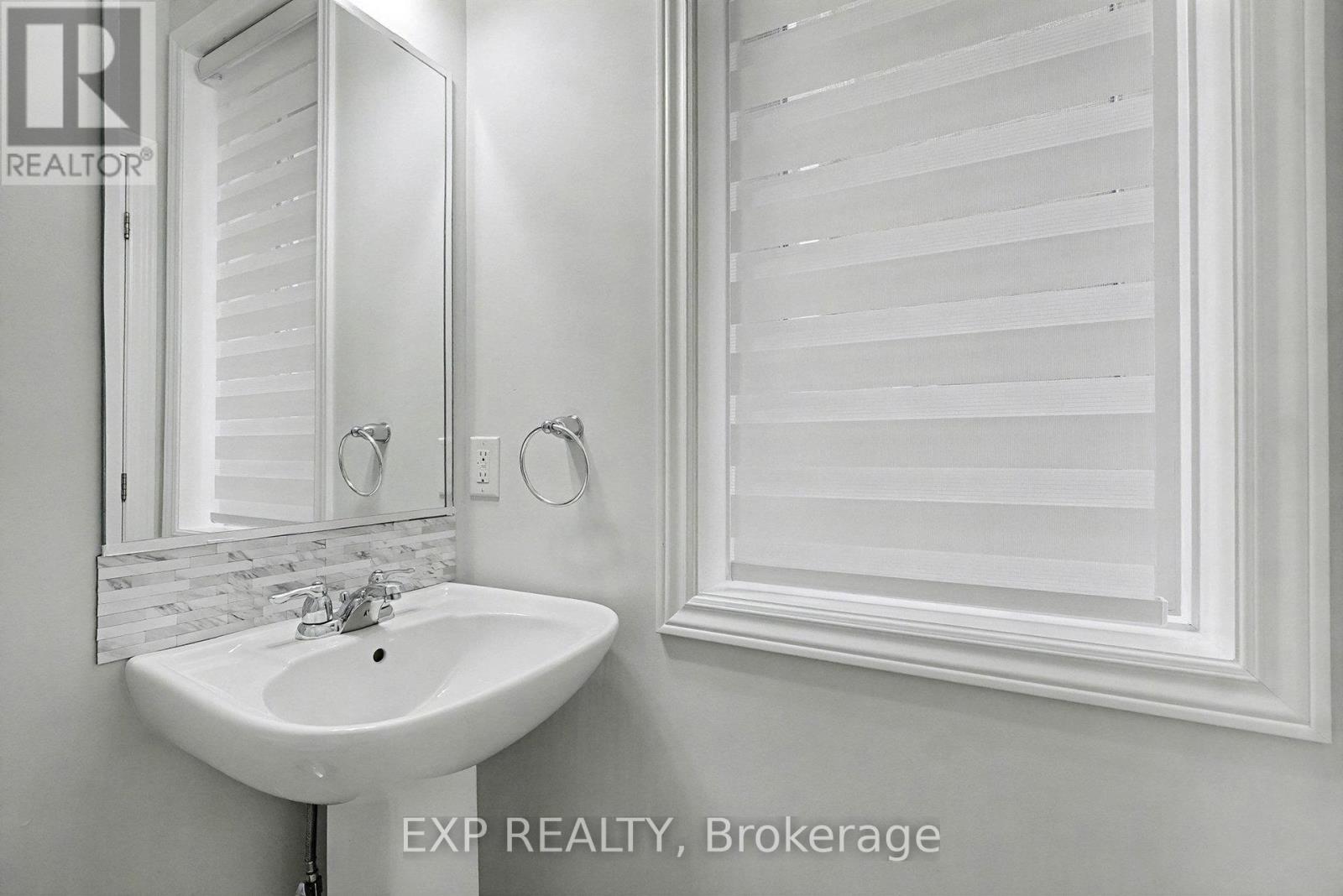 681 Broad Cove Crescent, Ottawa, Ontario  K2C 3H2 - Photo 18 - X12600462