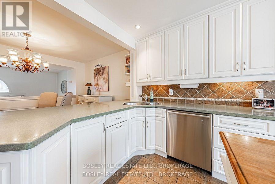 33 - 13 Lakeside Drive, St. Catharines, Ontario  L2M 1P3 - Photo 5 - X12600442