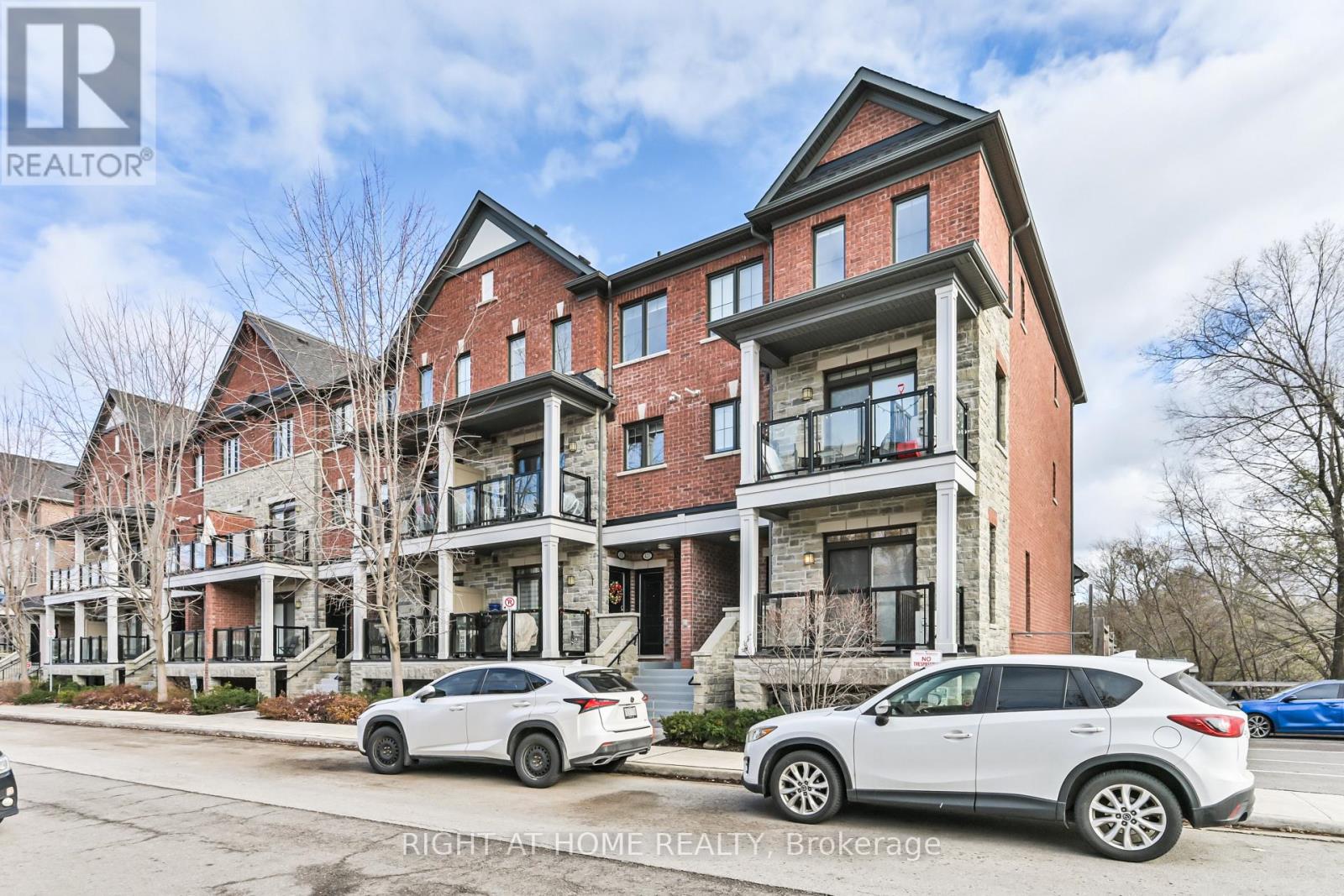 423 - 201 PINE GROVE ROAD, Vaughan, Ontario