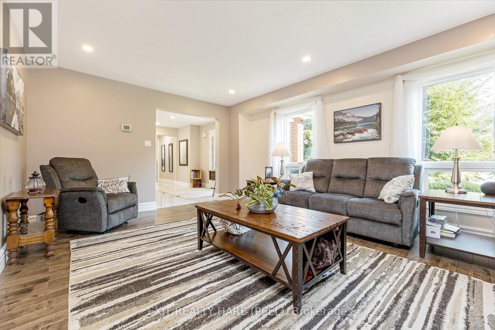 50 Kevinwood Drive, Caledon, Ontario  L7K 0Z1 - Photo 10 - W12417154