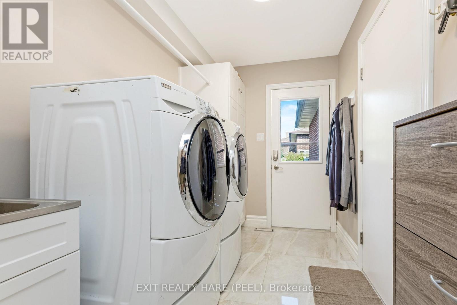 50 Kevinwood Drive, Caledon, Ontario  L7K 0Z1 - Photo 18 - W12417154