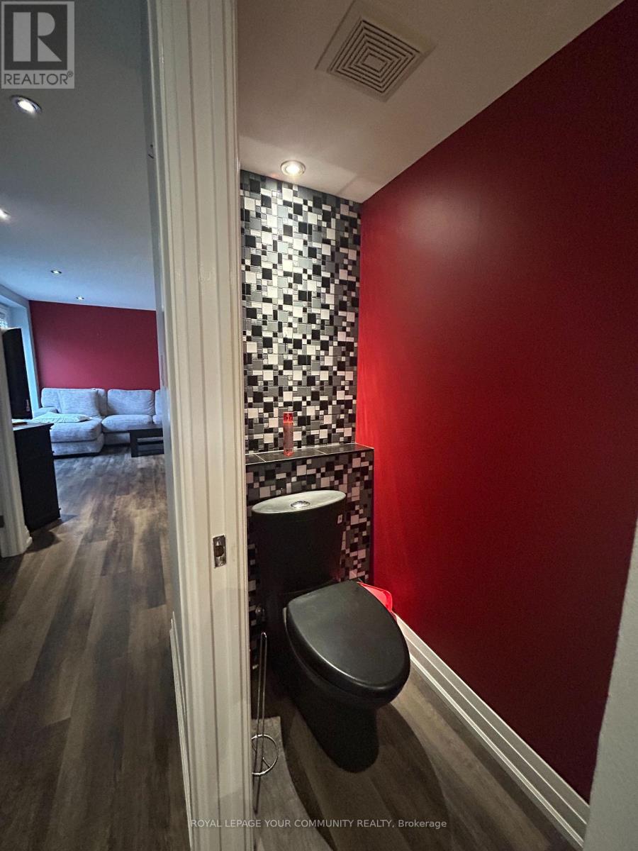 131 - 215 Mississauga Valley, Mississauga, Ontario  L5A 1Y7 - Photo 7 - W12530524