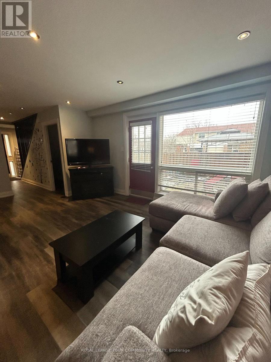 131 - 215 Mississauga Valley, Mississauga, Ontario  L5A 1Y7 - Photo 10 - W12530524