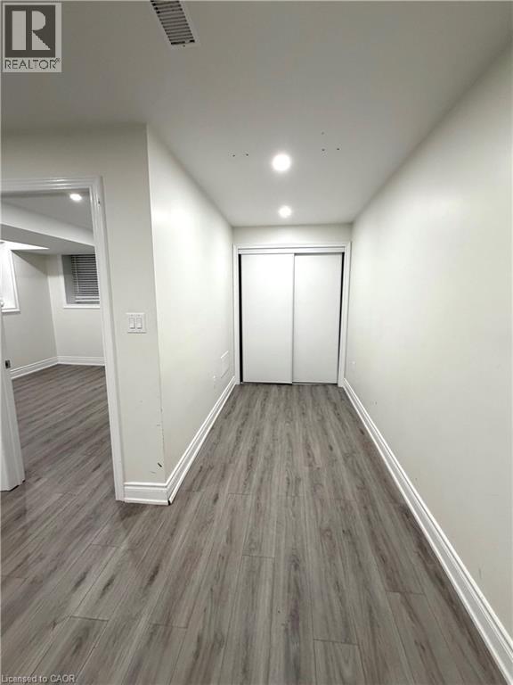 16 Lady Evelyn Crescent Unit# Lower, Brampton, Ontario L6Y 6C7 - Photo 5 - 40792121