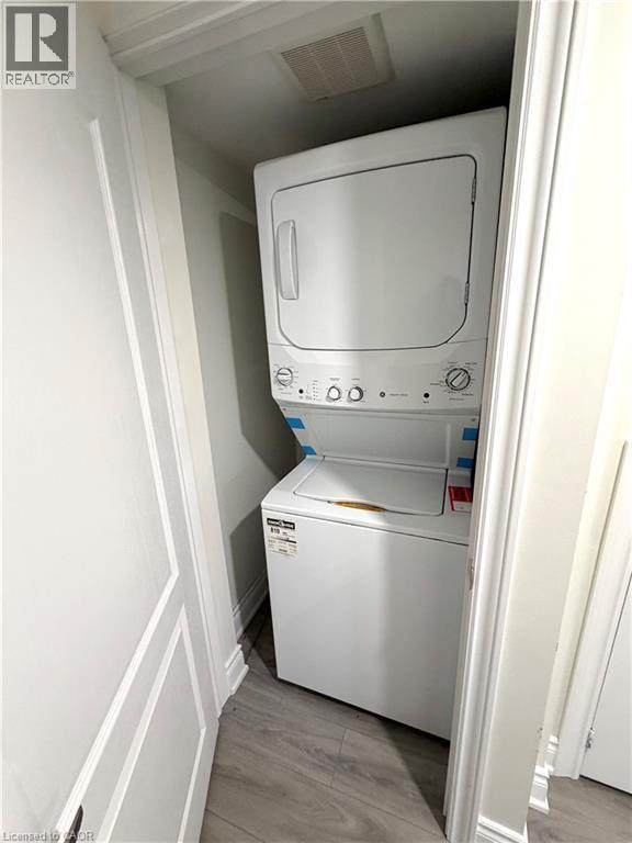 16 Lady Evelyn Crescent Unit# Lower, Brampton, Ontario L6Y 6C7 - Photo 9 - 40792121