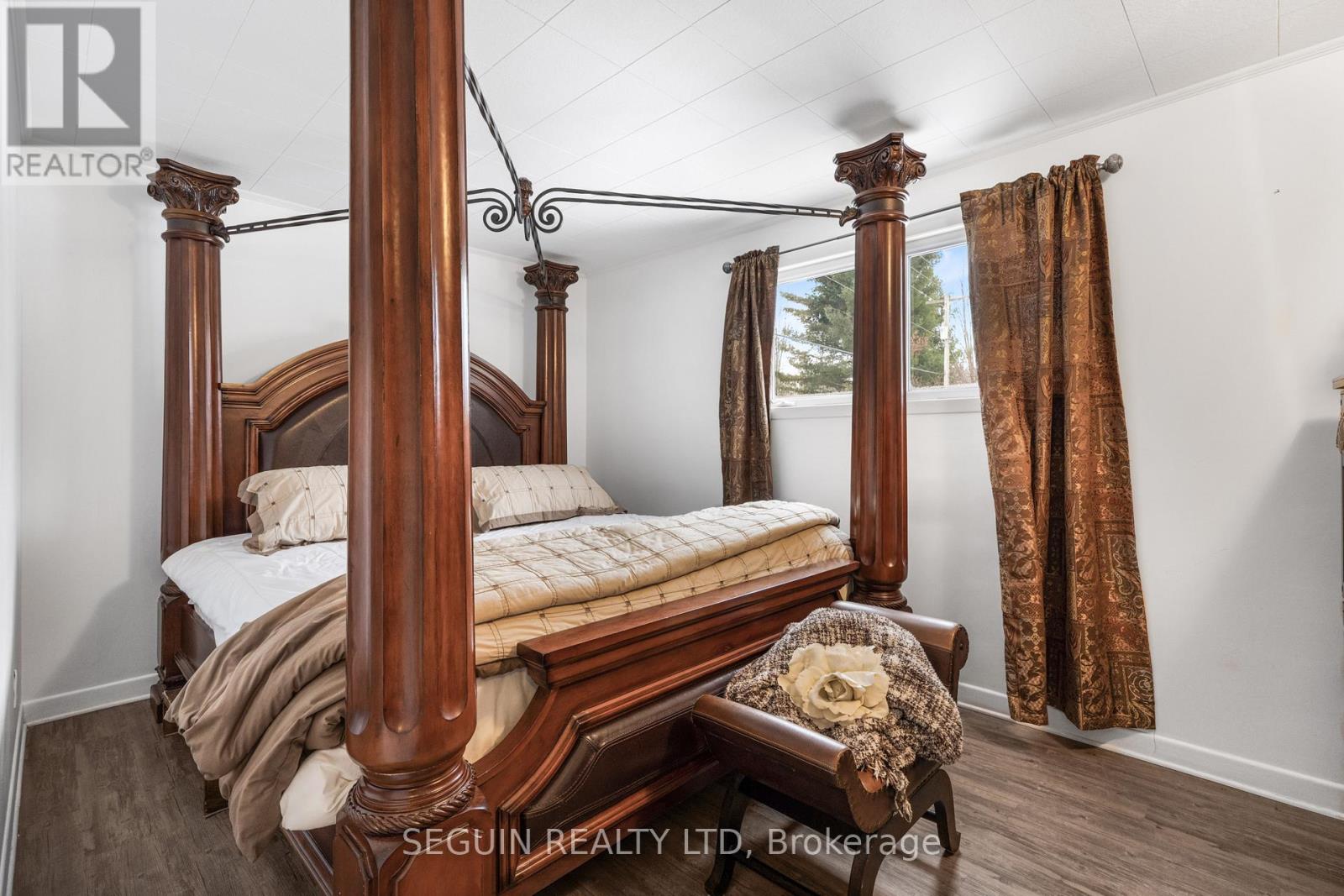 516 Front Road, Champlain, Ontario  K6A 2T4 - Photo 16 - X12598602