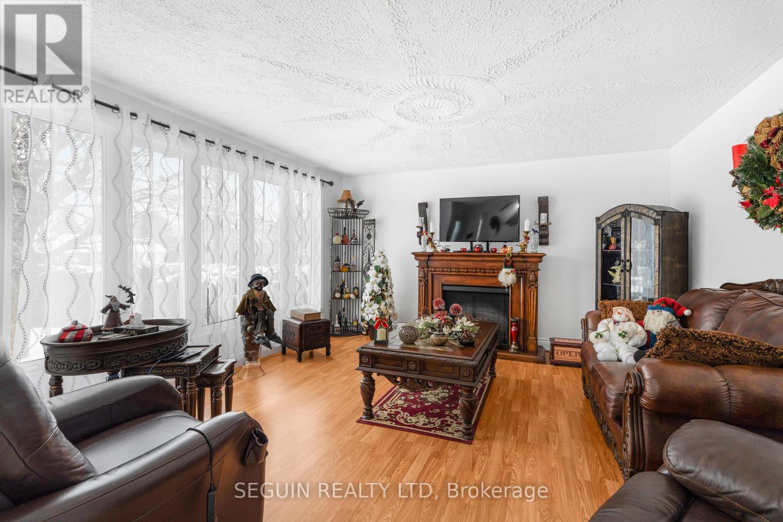 516 Front Road, Champlain, Ontario  K6A 2T4 - Photo 4 - X12598602