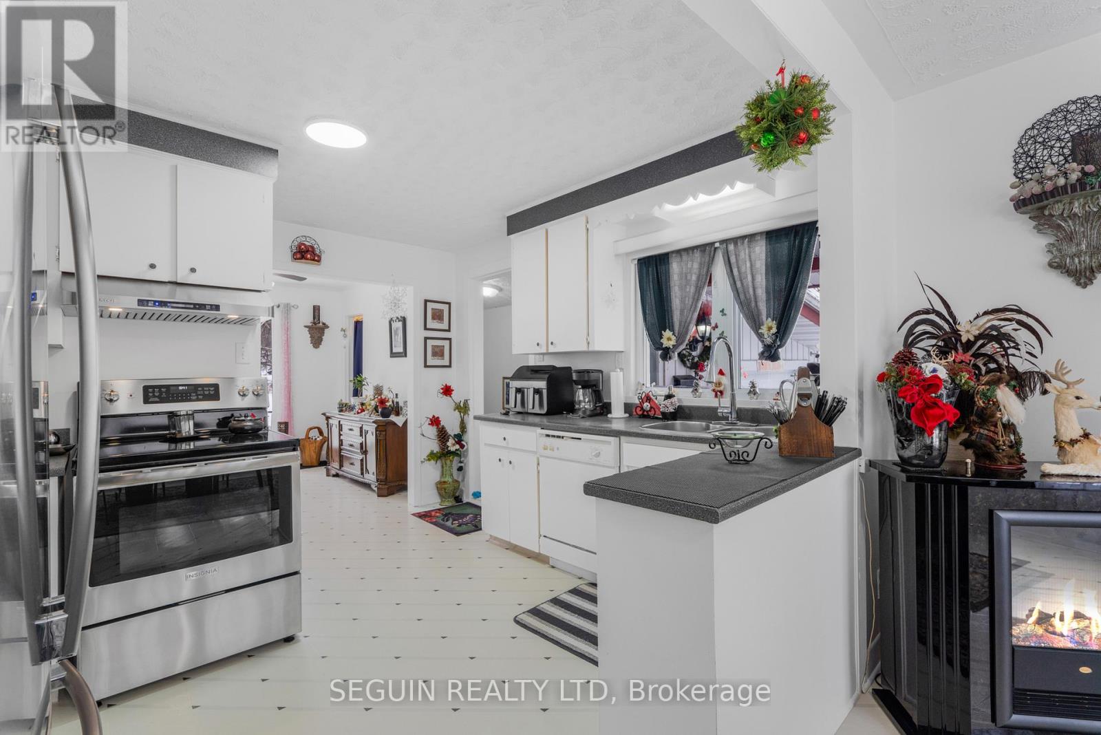 516 Front Road, Champlain, Ontario  K6A 2T4 - Photo 9 - X12598602