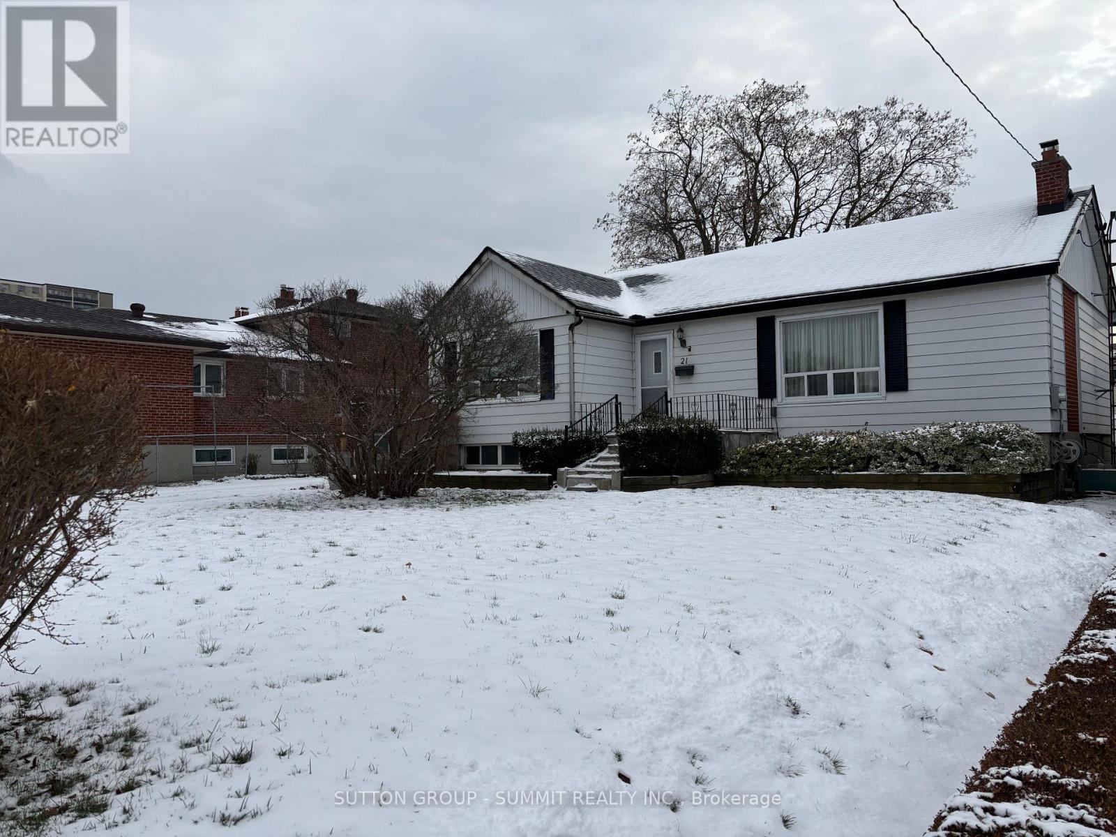 21 Grace Street, Toronto, Ontario  M1J 2M3 - Photo 3 - E12600344