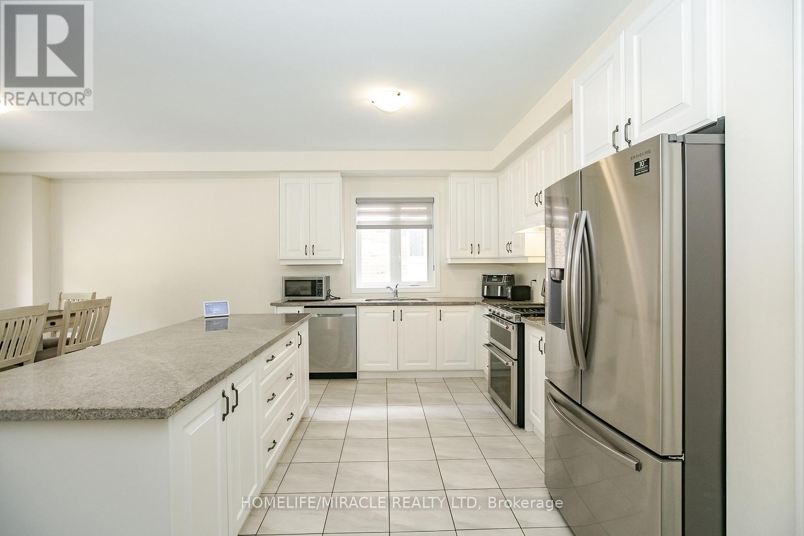 131 Kingsmere Crescent, New Tecumseth, Ontario  L9R 0K8 - Photo 10 - N12600424