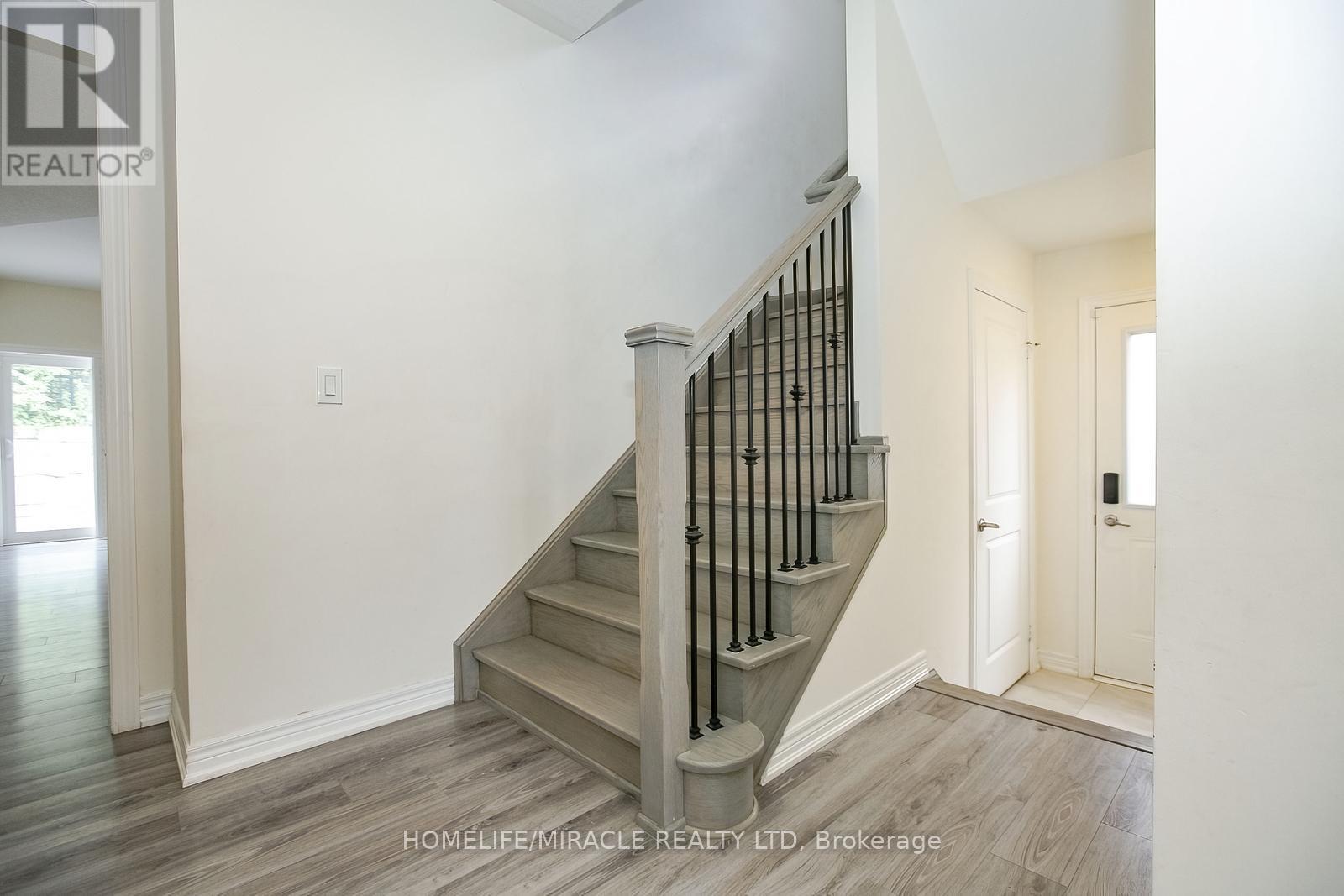 131 Kingsmere Crescent, New Tecumseth, Ontario  L9R 0K8 - Photo 7 - N12600424