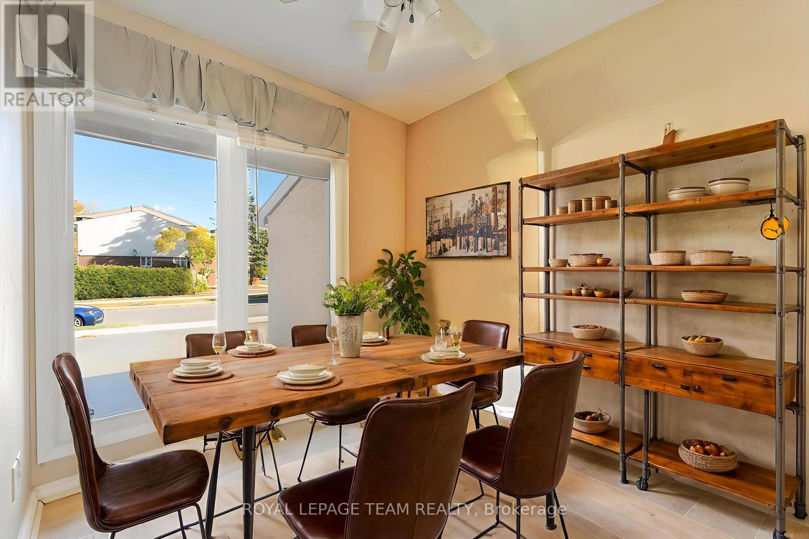 1094 Alenmede Crescent, Ottawa, Ontario K2B 8H3 - Photo 5 - X12485329