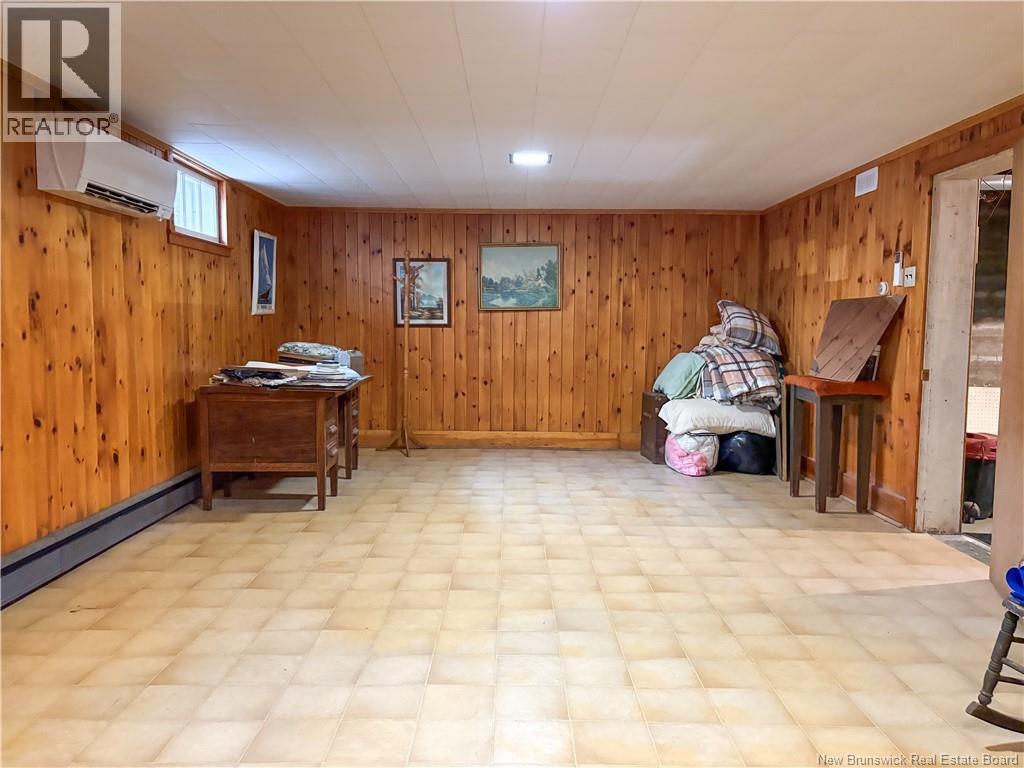 151 Chapel Street, Woodstock, New Brunswick  E7M 1G9 - Photo 30 - NB130651