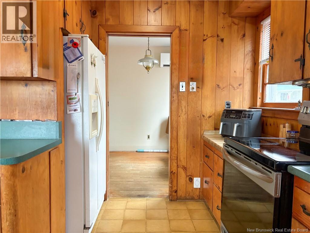 151 Chapel Street, Woodstock, New Brunswick  E7M 1G9 - Photo 13 - NB130651