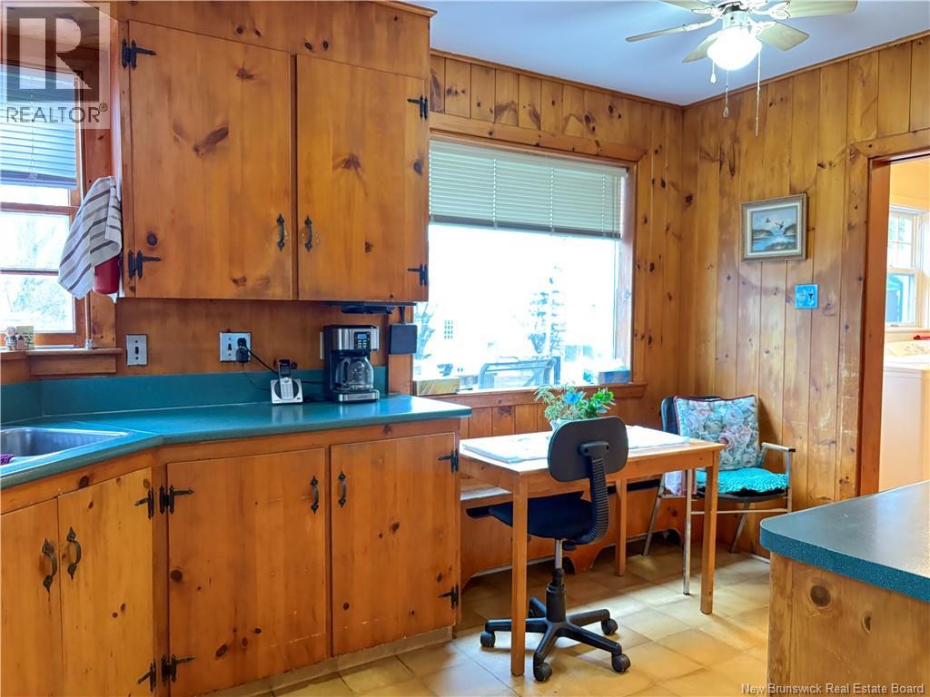 151 Chapel Street, Woodstock, New Brunswick  E7M 1G9 - Photo 10 - NB130651