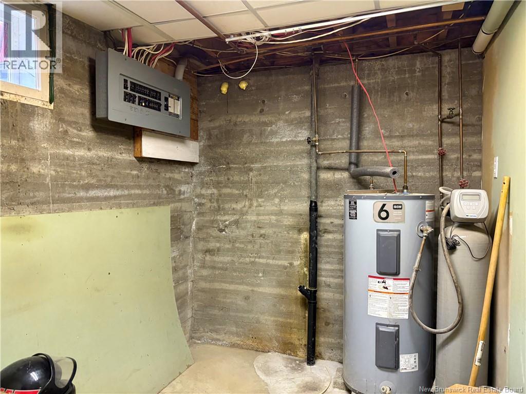 151 Chapel Street, Woodstock, New Brunswick  E7M 1G9 - Photo 34 - NB130651