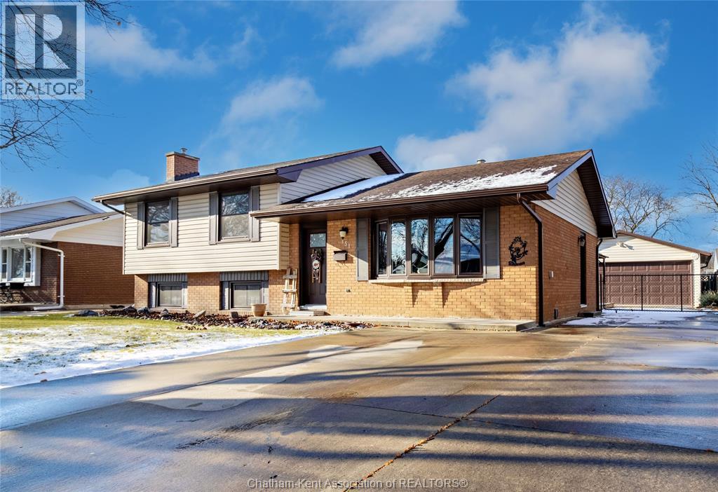 MLS# 25031121: 151 BALDOON ROAD, Chatham, Canada