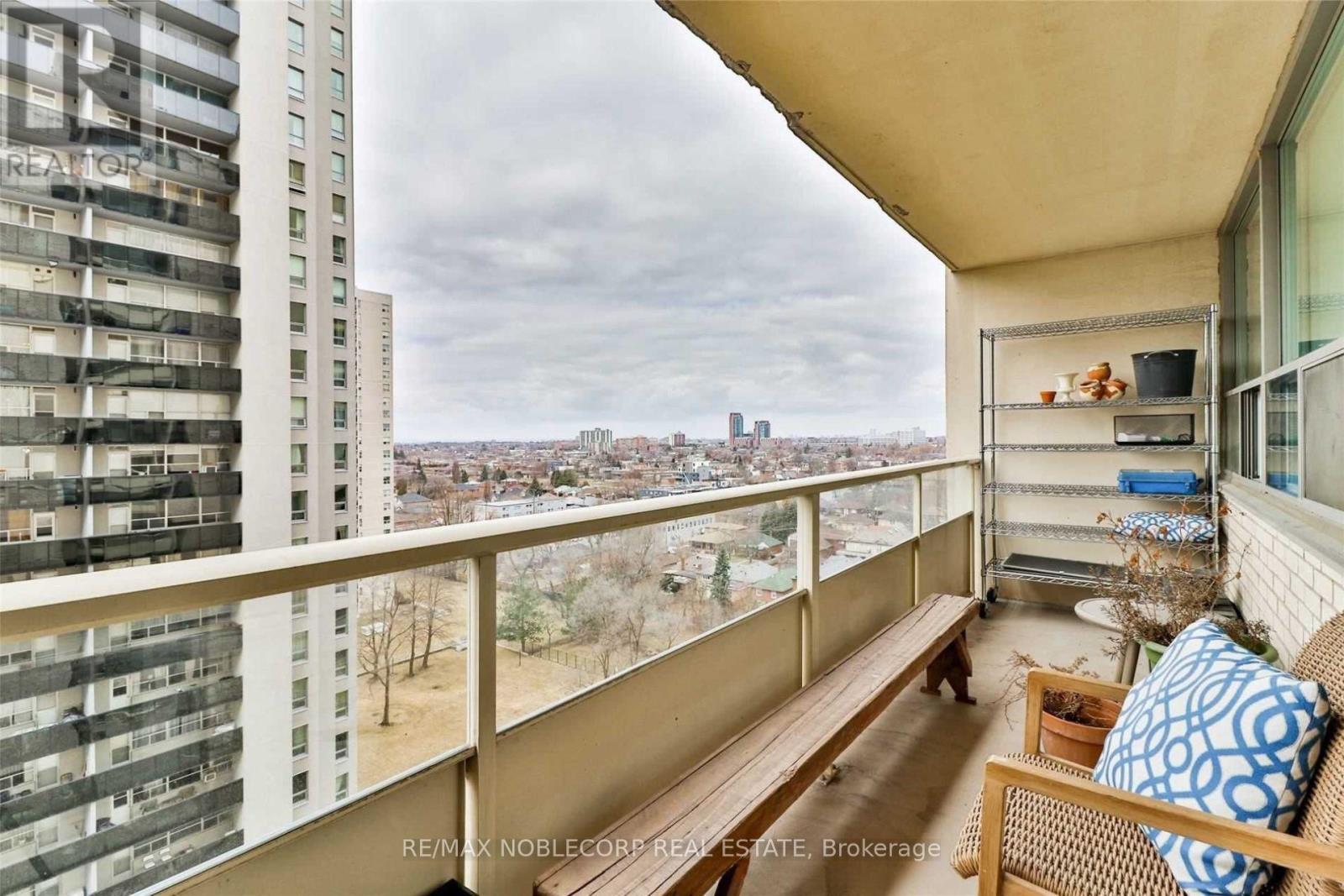 1201 - 360 Ridelle Avenue, Toronto, Ontario  M6B 1K1 - Photo 14 - W12600412