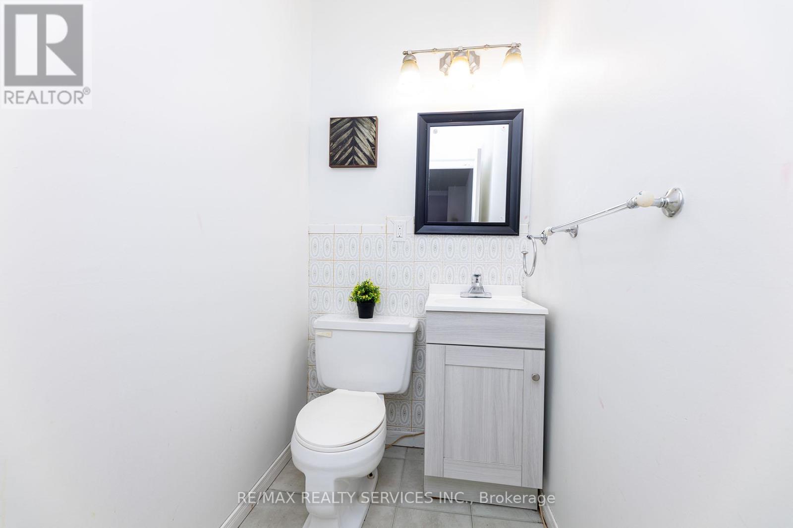 Unit 3 - 1306 Guelph Line, Burlington (Mountainside), Ontario  L7P 2S9 - Photo 28 - W12600430