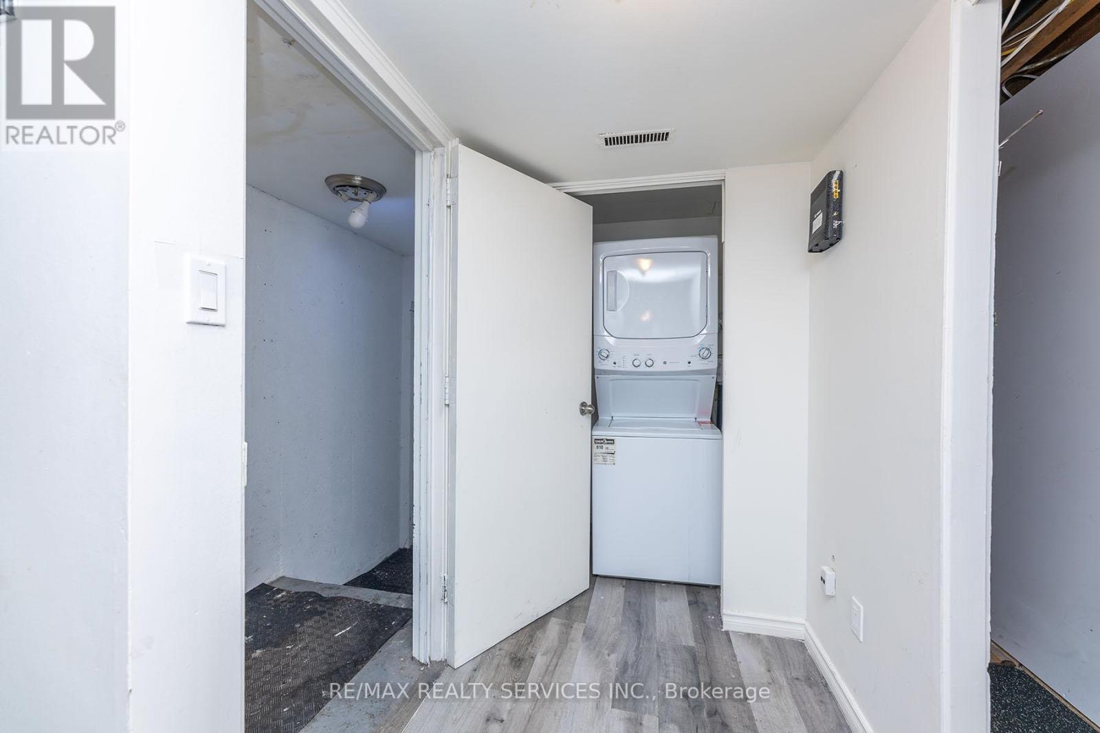 Unit 3 - 1306 Guelph Line, Burlington (Mountainside), Ontario  L7P 2S9 - Photo 37 - W12600430