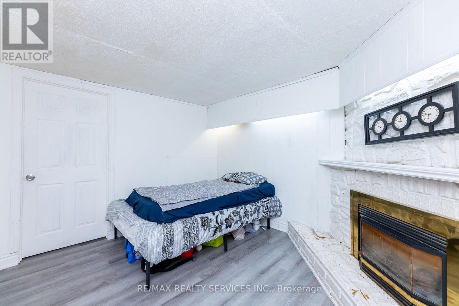 Unit 3 - 1306 Guelph Line, Burlington (Mountainside), Ontario  L7P 2S9 - Photo 42 - W12600430