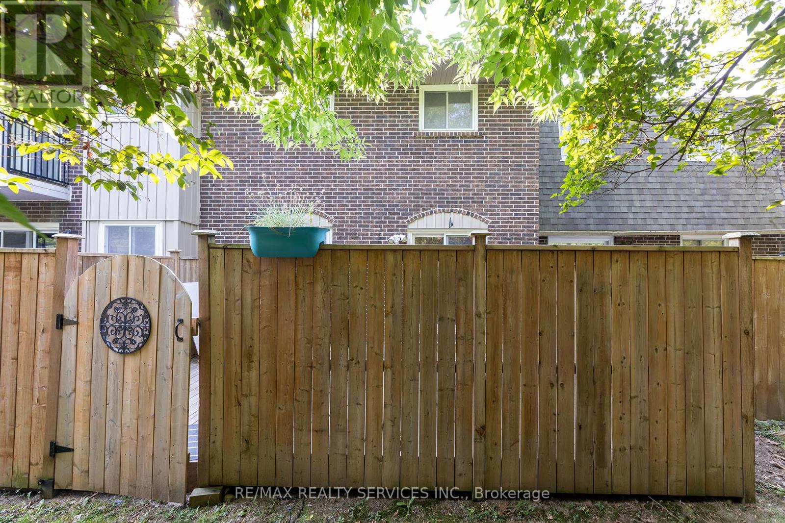 Unit 3 - 1306 Guelph Line, Burlington (Mountainside), Ontario  L7P 2S9 - Photo 49 - W12600430