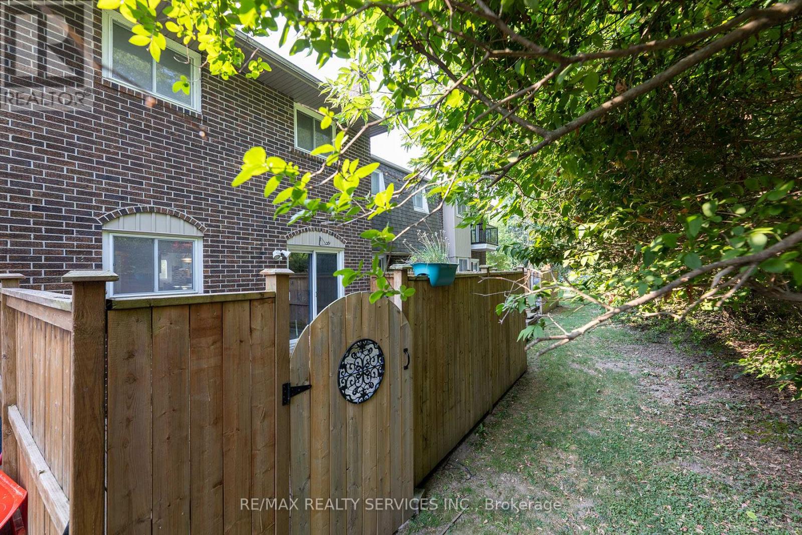 Unit 3 - 1306 Guelph Line, Burlington (Mountainside), Ontario  L7P 2S9 - Photo 50 - W12600430