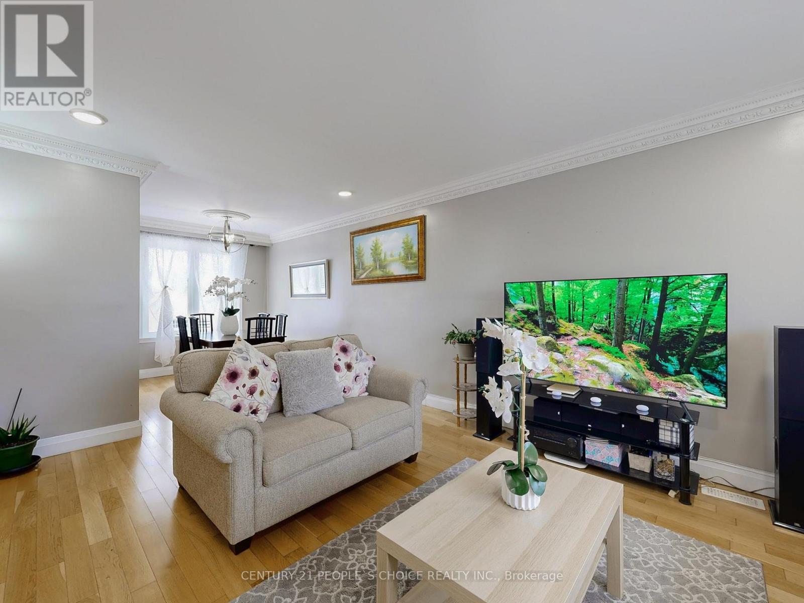 2864 Weston Road, Toronto (Humberlea-Pelmo Park), Ontario  M9M 2S3 - Photo 8 - W12600440