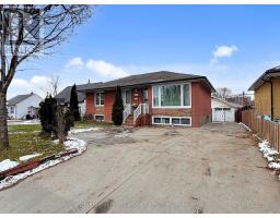 2864 Weston Road, Toronto (Humberlea-Pelmo Park), Ca