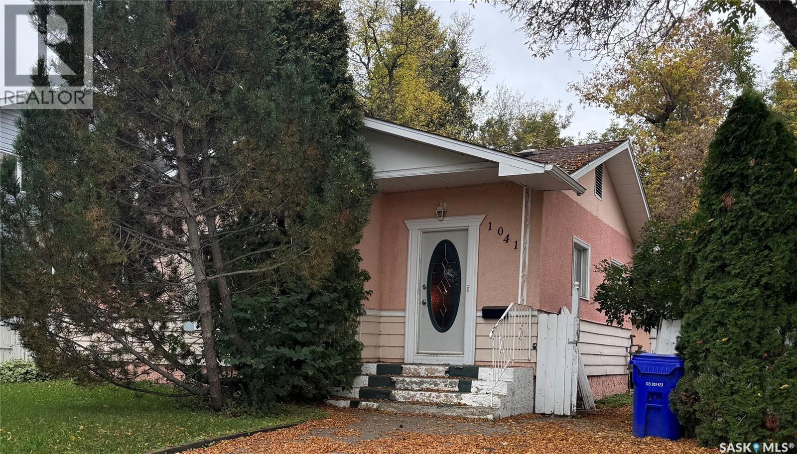 1041 3rd Street E, Prince Albert, Saskatchewan  S6V 0J4 - Photo 2 - SK025189