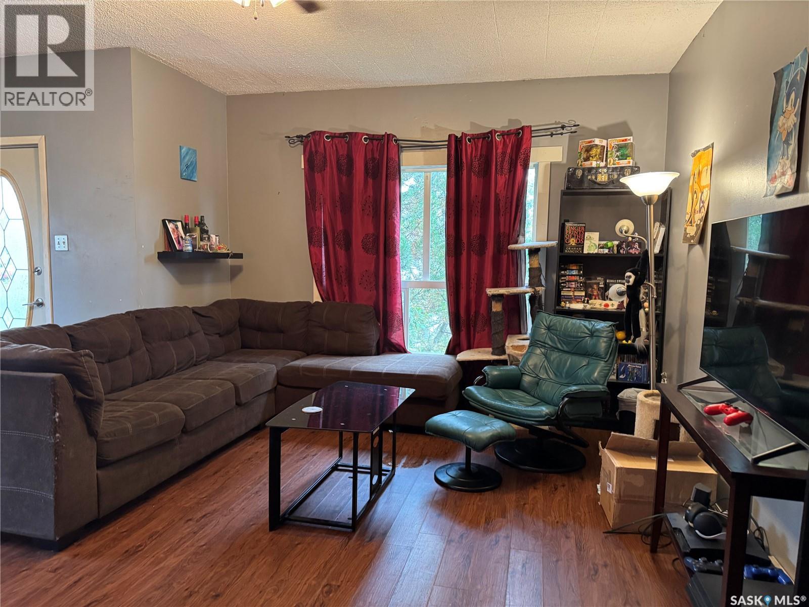 1041 3rd Street E, Prince Albert, Saskatchewan  S6V 0J4 - Photo 8 - SK025189