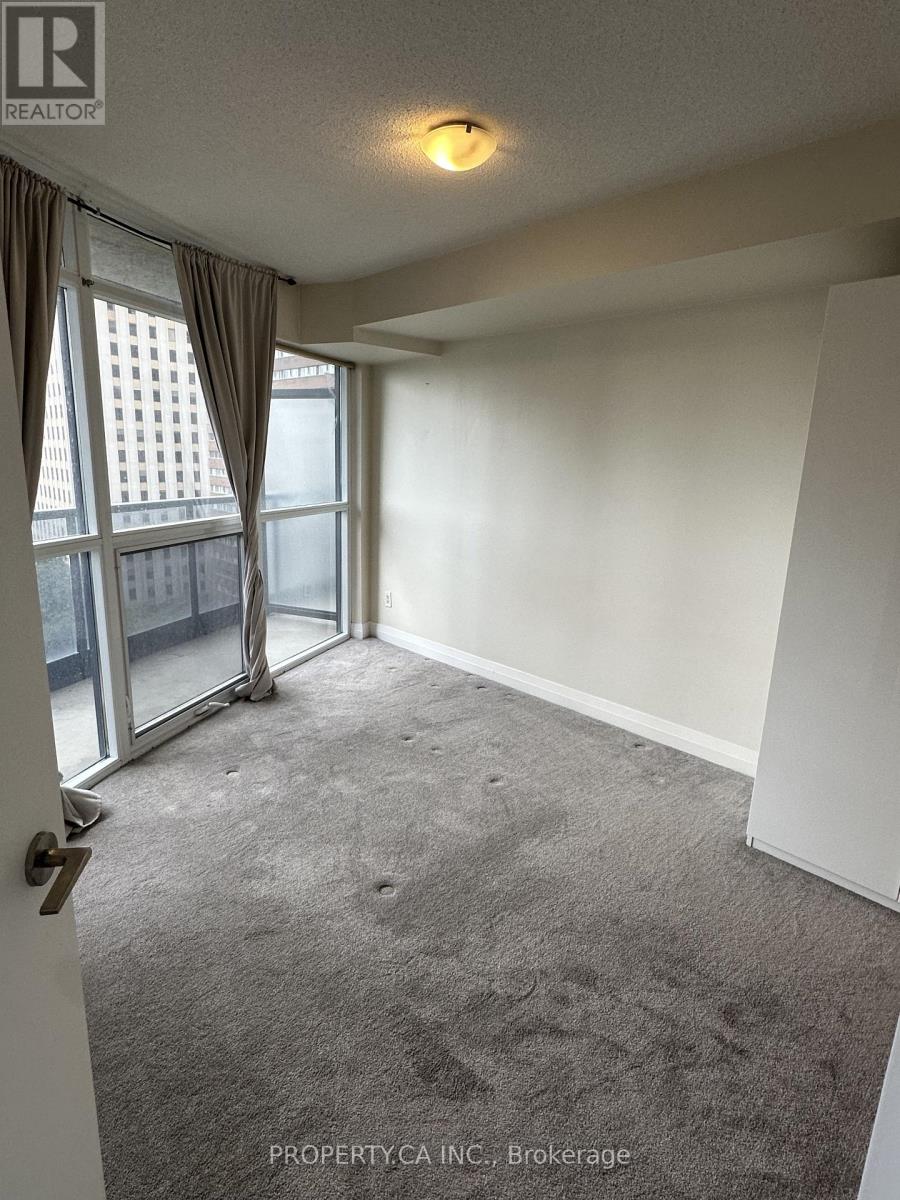 1307 - 21 Carlton Street, Toronto, Ontario  M5B 1L3 - Photo 8 - C12505590