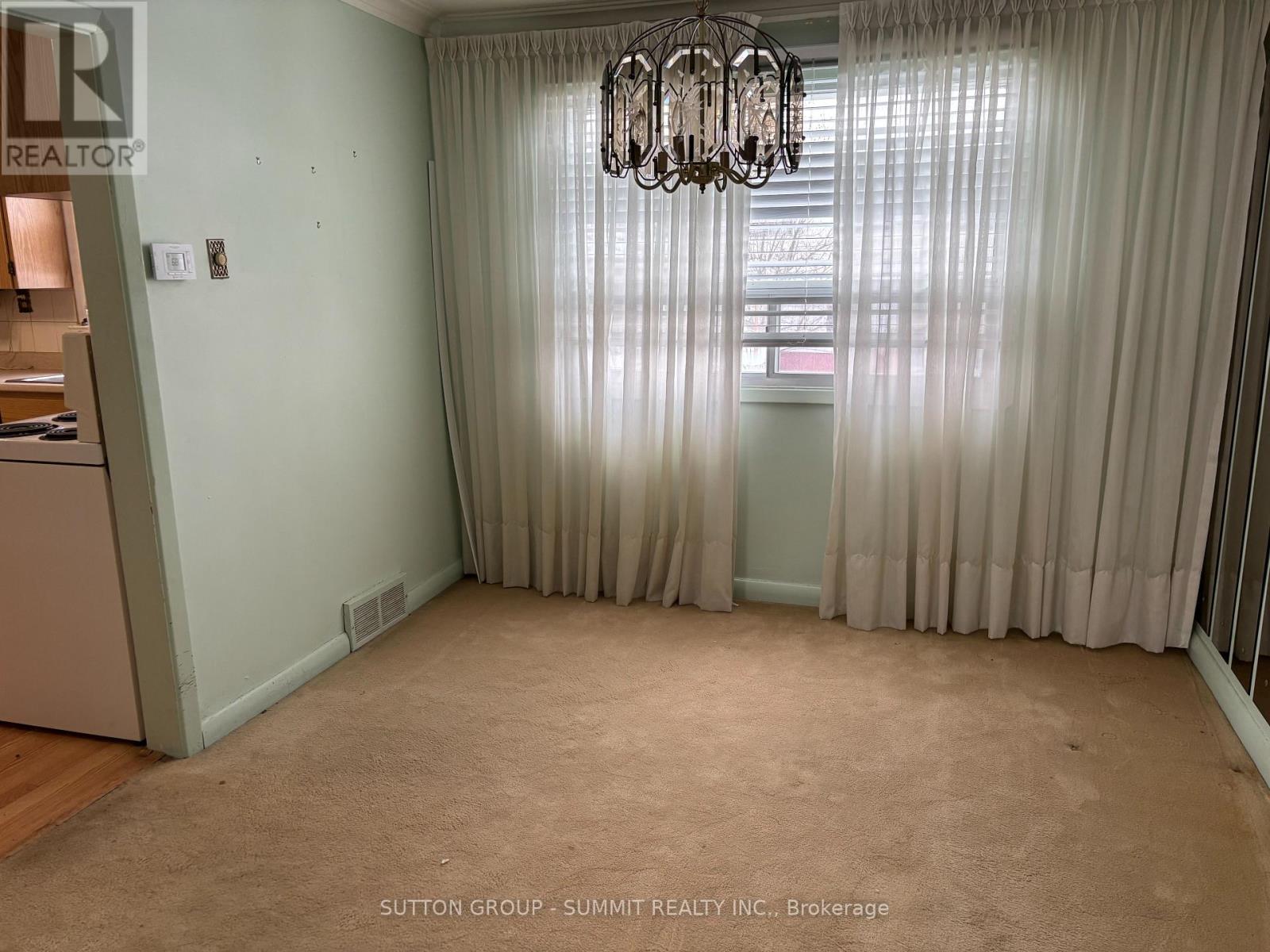 21 Grace Street, Toronto, Ontario  M1J 2M3 - Photo 11 - E12600344