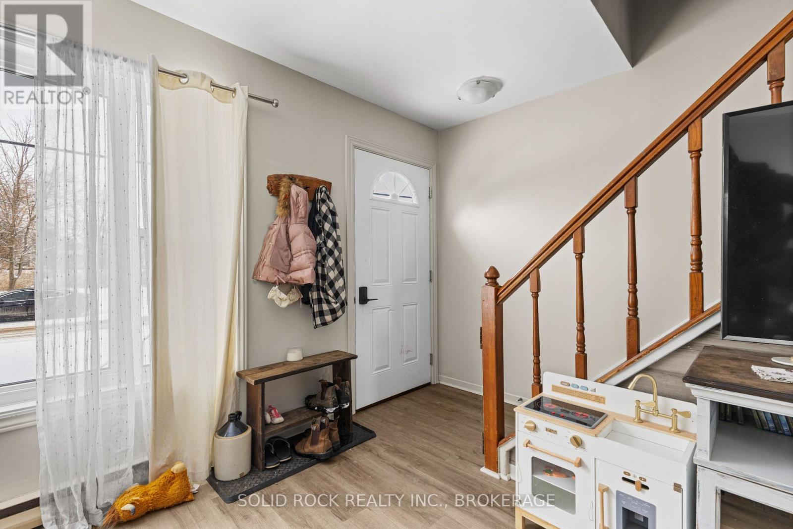 43/45 Railway Street, Lansdowne Village, Ontario  K0E 1L0 - Photo 16 - X12600542