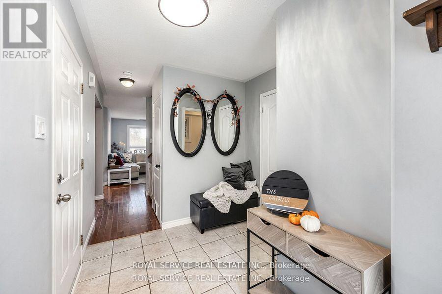 446 Abound Crescent, Peterborough, Ontario  K9J 8S2 - Photo 4 - X12600654