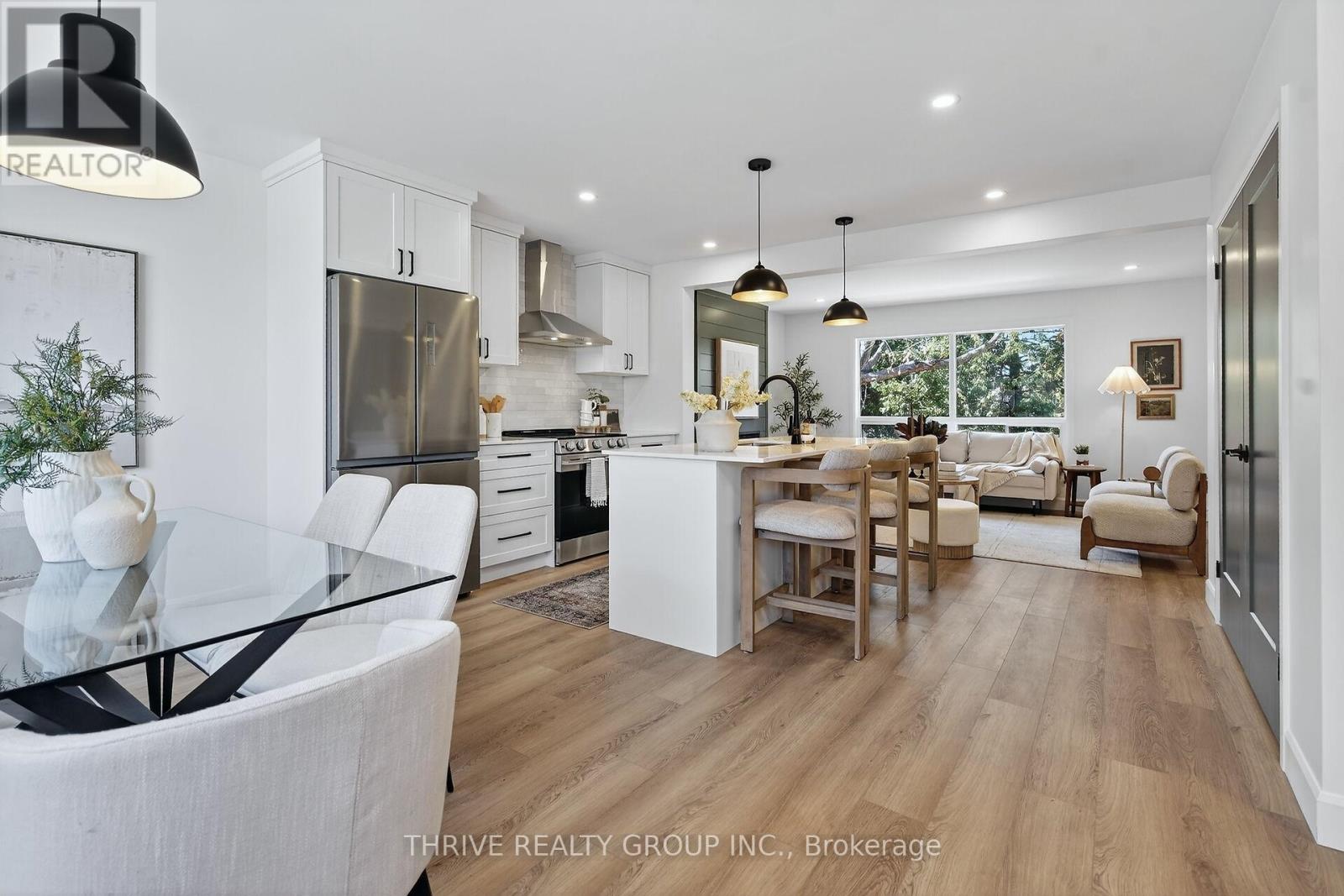 27 - 35 Waterman Avenue, London South, Ontario  N6C 5T3 - Photo 3 - X12600488