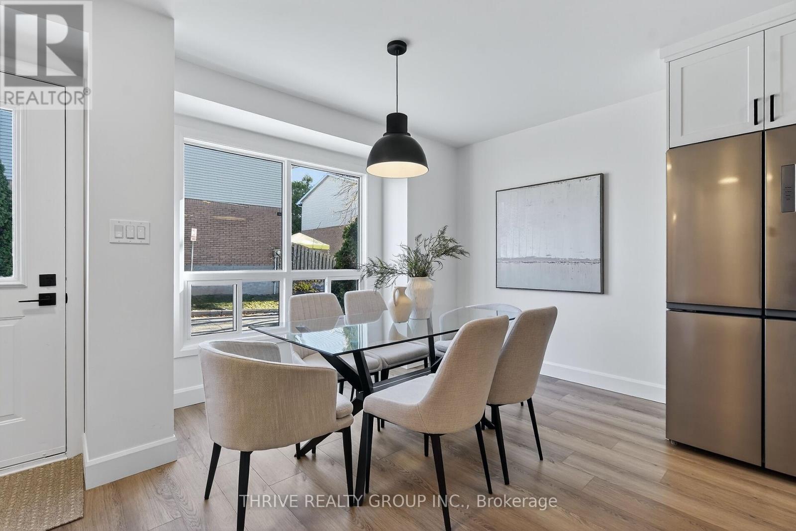 27 - 35 Waterman Avenue, London South, Ontario  N6C 5T3 - Photo 4 - X12600488