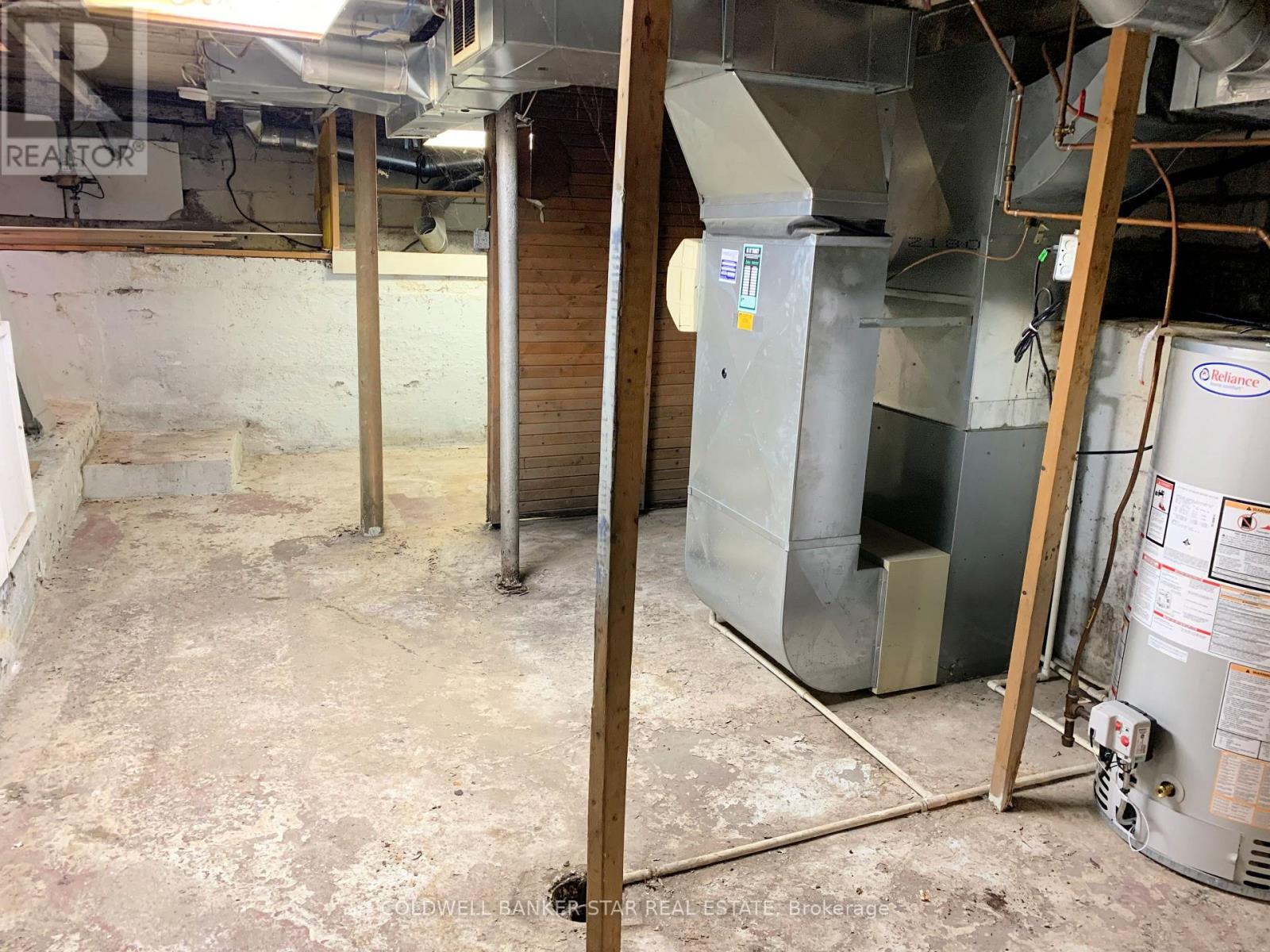 14 Antrim Street, St. Thomas, Ontario  N5P 1S3 - Photo 21 - X12600500