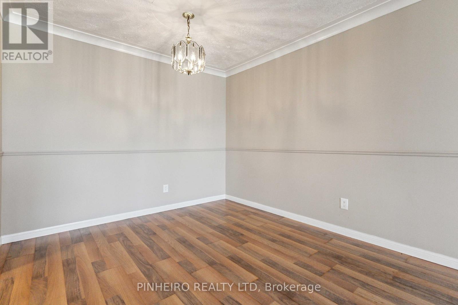 309 - 727 Deveron Crescent, London South, Ontario  N5Z 4X4 - Photo 5 - X12600606