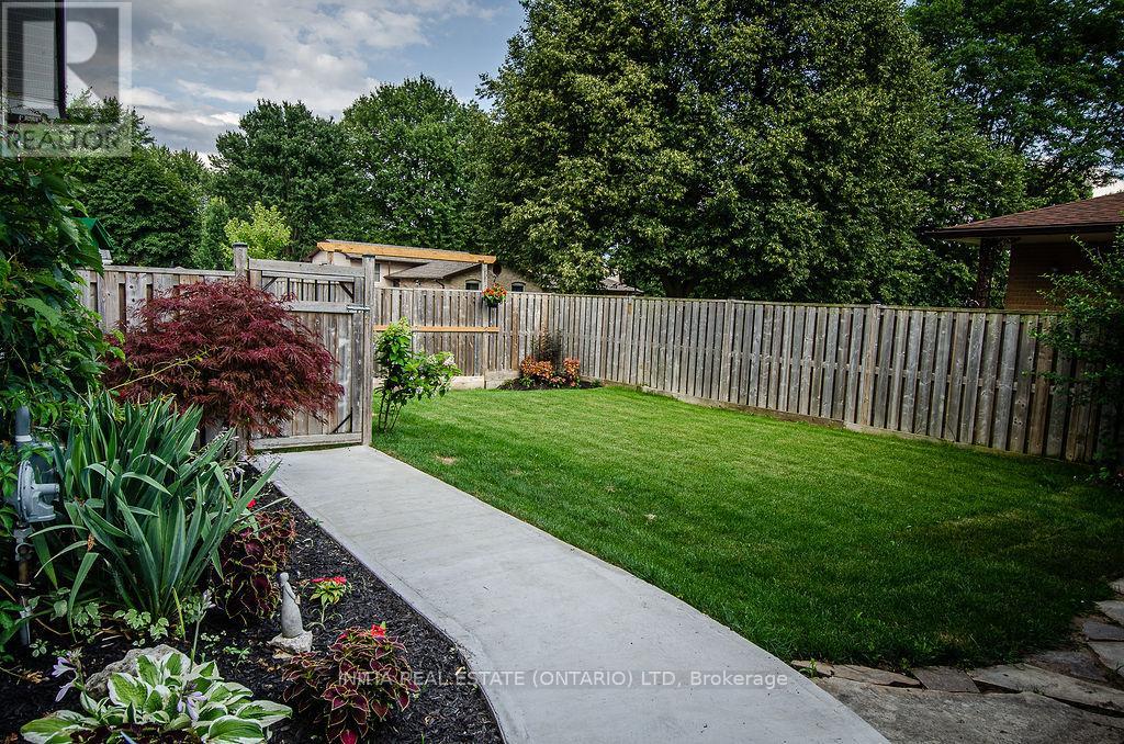 15 Balcarres Road, London North, Ontario  N5X 2H5 - Photo 23 - X12600650