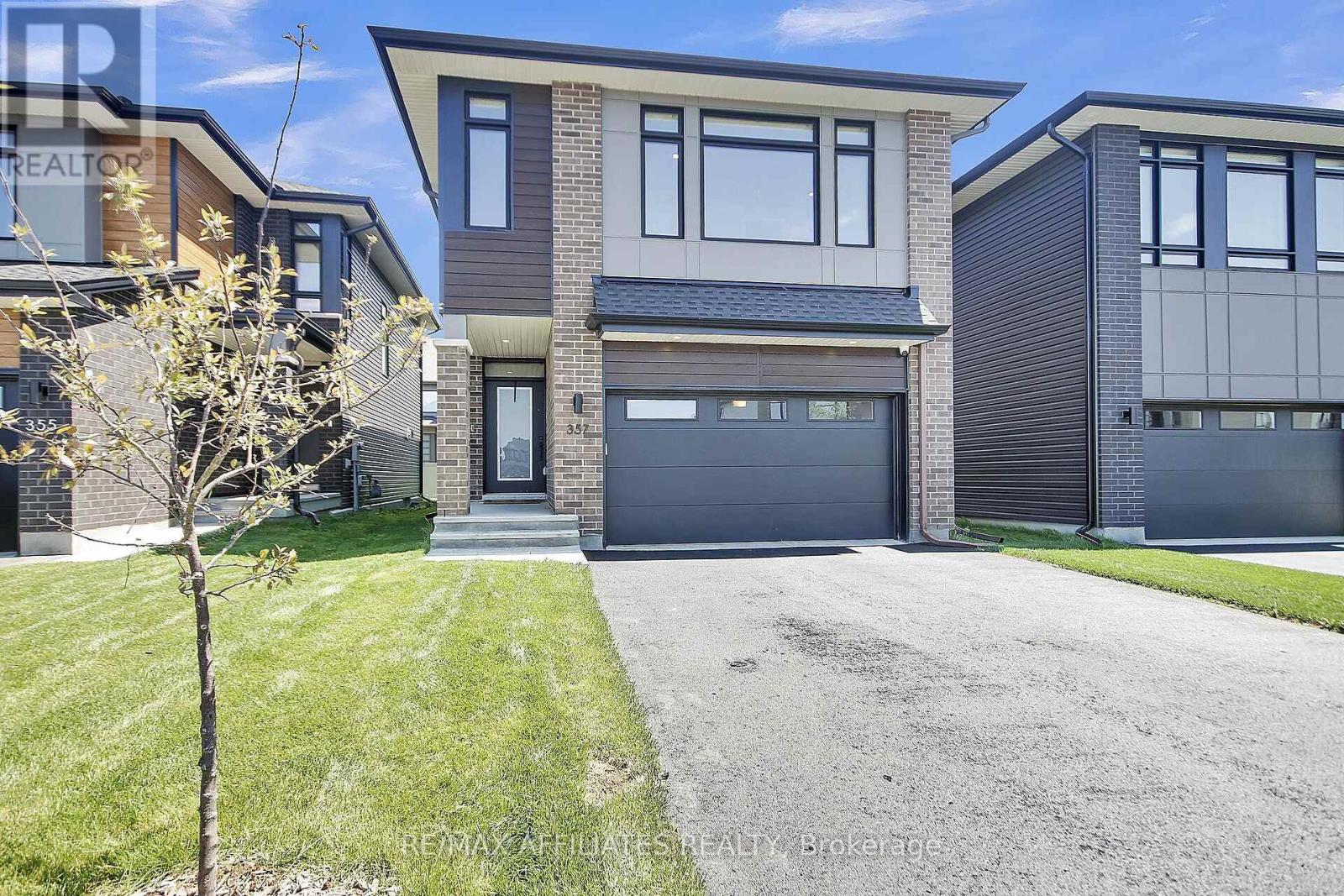 357 SHOVELER GROVE, Ottawa, Ontario