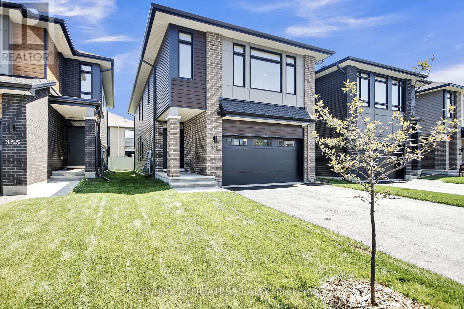 357 Shoveler Grove, Ottawa, Ontario  K4M 1B2 - Photo 2 - X12600522